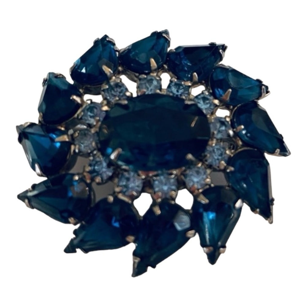 Vintage Sparkly Blue Rhinestones Brooch - Picture 1 of 6